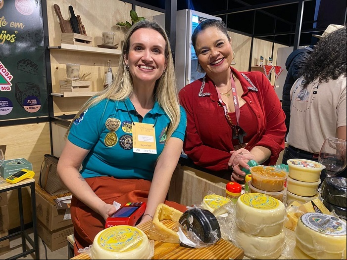 A produtora rural Nádia Carvalho, da Fazenda Generosa, e a consumidora Paula Salim